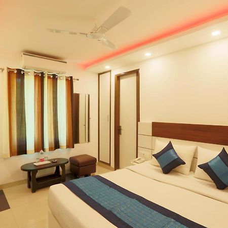 Hotel Ark Wood Neu-Delhi Exterior foto