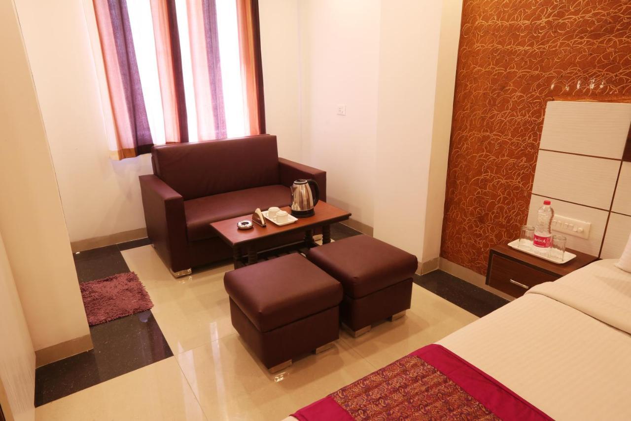 Hotel Ark Wood Neu-Delhi Exterior foto