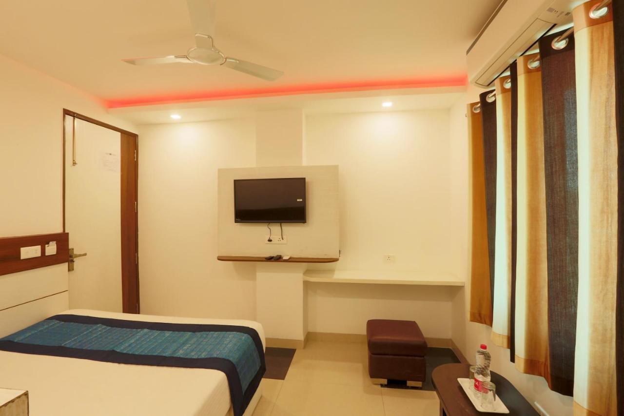 Hotel Ark Wood Neu-Delhi Exterior foto